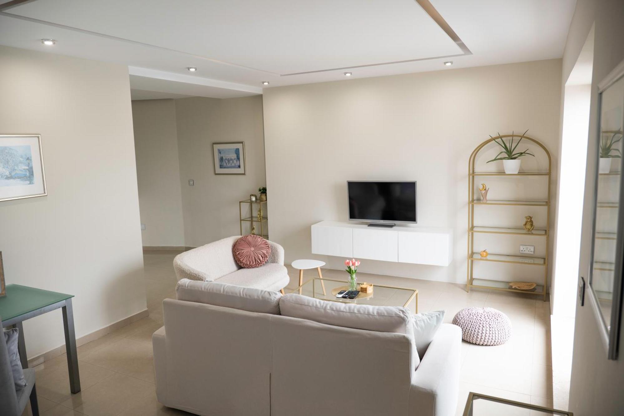 Golden Harbour - 2 Bedrooms, 2 Bathrooms Gzira Buitenkant foto