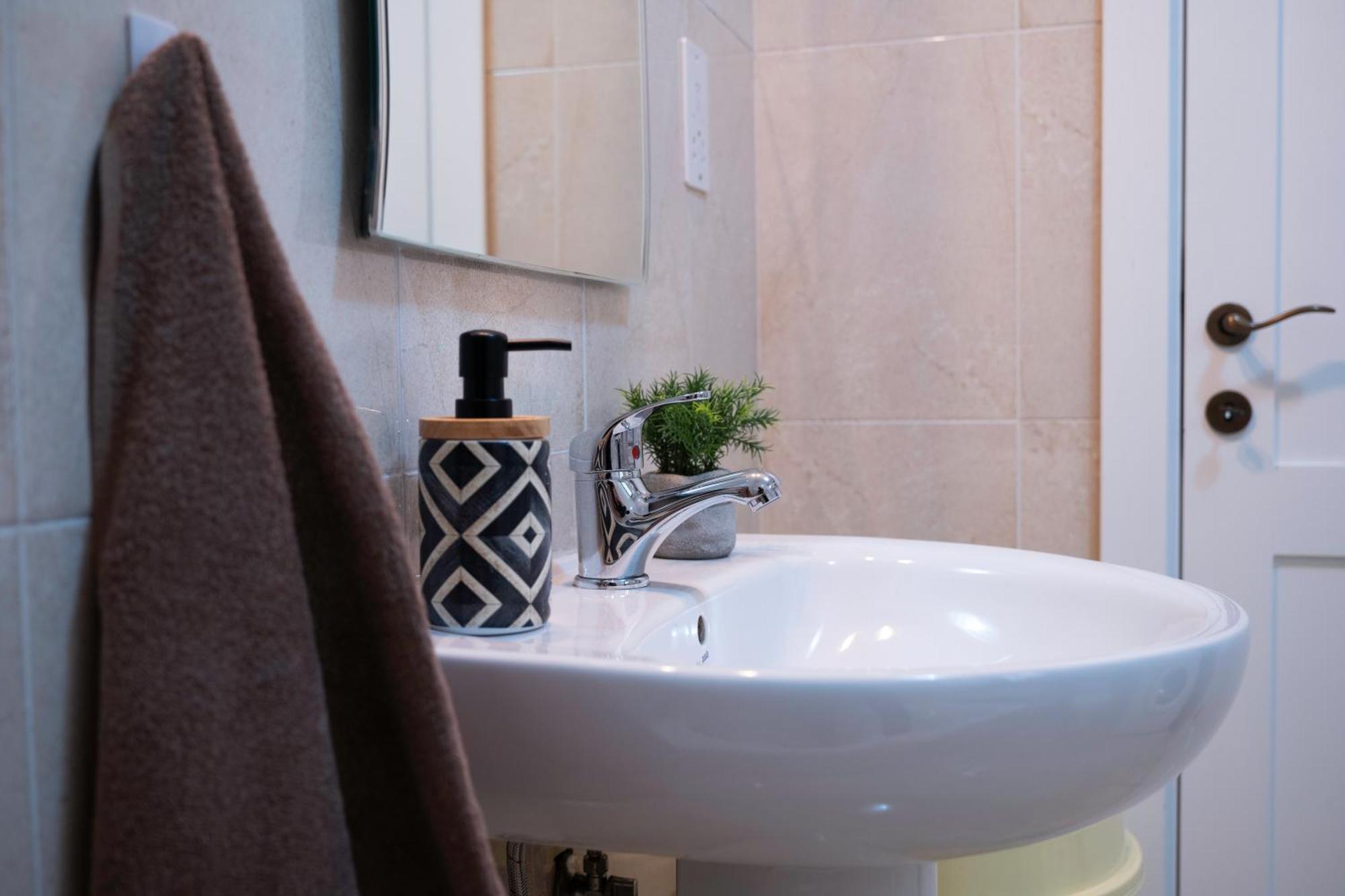 Golden Harbour - 2 Bedrooms, 2 Bathrooms Gzira Buitenkant foto