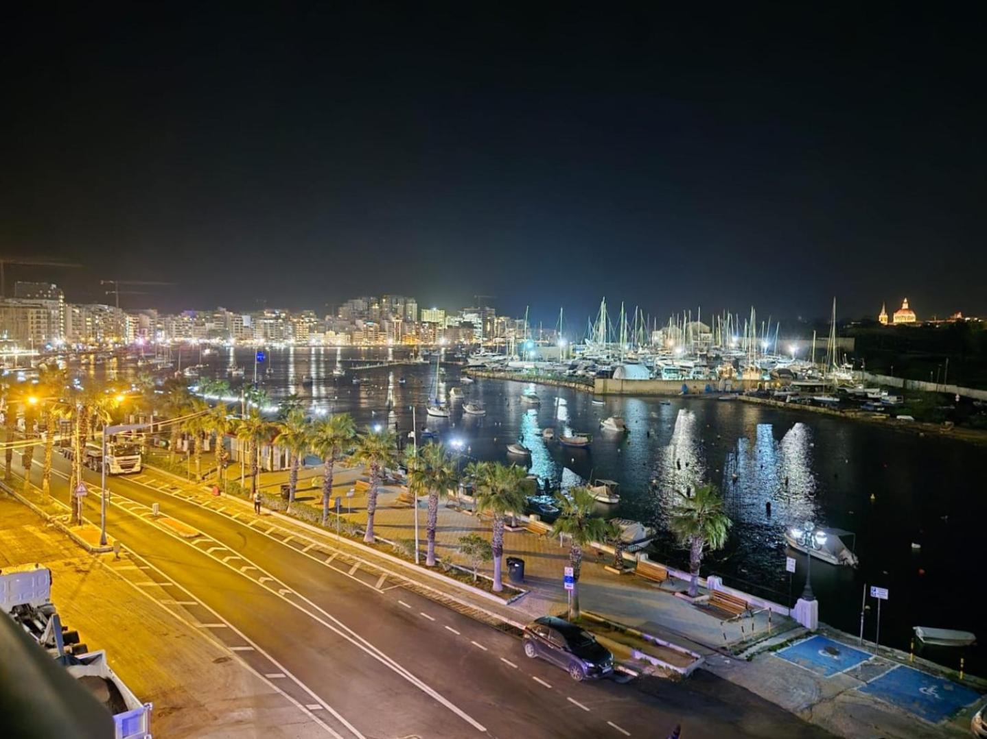 Golden Harbour - 2 Bedrooms, 2 Bathrooms Gzira Buitenkant foto